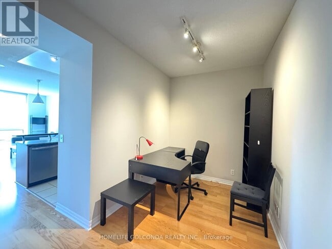 Building Photo - 3939 Duke of York Blvd