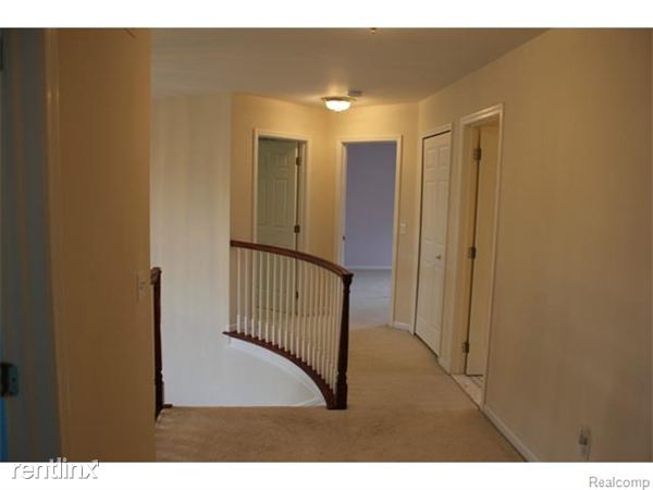 Building Photo - 37026 Aspen Dr