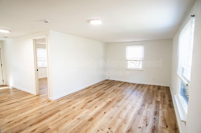 Building Photo - 3715 Sisk Rd NW