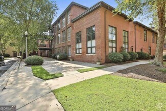 Building Photo - 301 Bradley St