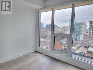 Photo du bâtiment - 181 Dundas St E