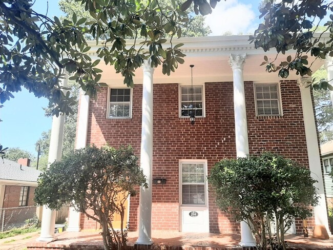 Foto del edificio - 224 W Trinity Ave