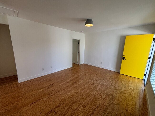 Foto del edificio - 3232 Verdugo Rd