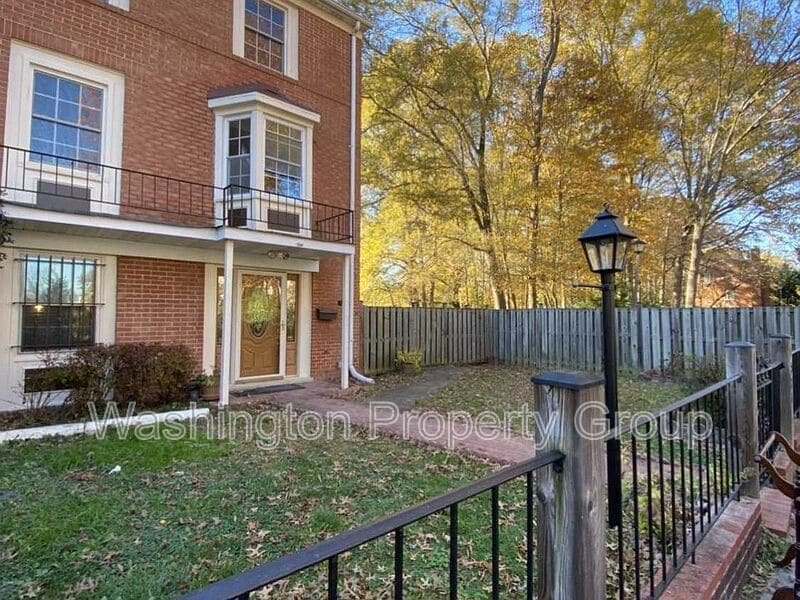 Building Photo - 4524 Arendale Sq