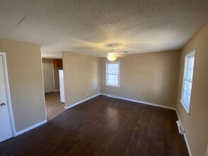 Building Photo - 1428 W Hamilton St