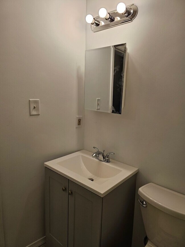 Foto del edificio - Remodeled Unit - Kingsessing