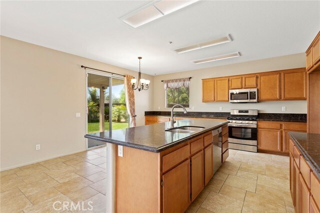 Building Photo - 8061 Palm View Ln