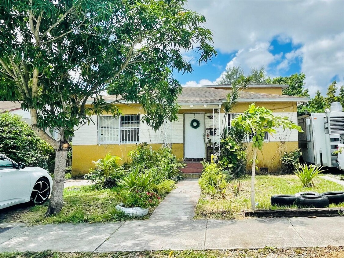 Foto principal - 1490 NW 43rd St