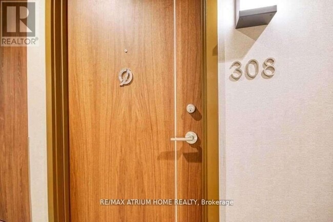 Building Photo - 115 McMahon Dr