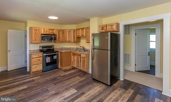 Foto del edificio - 15464 Kings Hwy