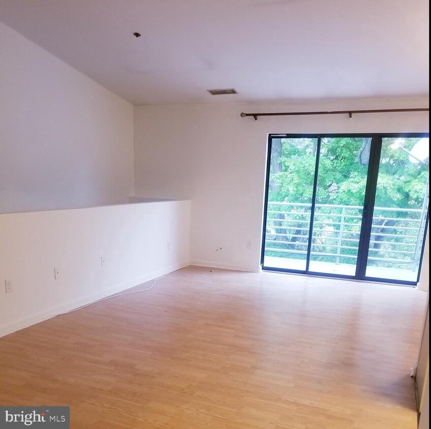 60 Ashlar Hill Ct, Parkville, MD 21234 Room for Rent in Parkville, MD