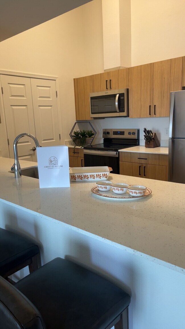 Foto del edificio - The Crest at Skyline