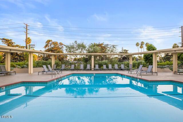 Building Photo - 4411 Los Feliz Blvd