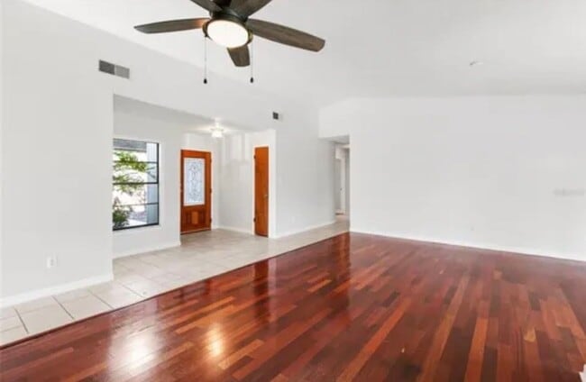 Building Photo - 15717 Pennington Rd