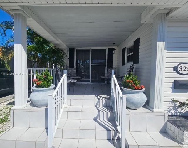 Foto del edificio - 325 Lone Pine Ln