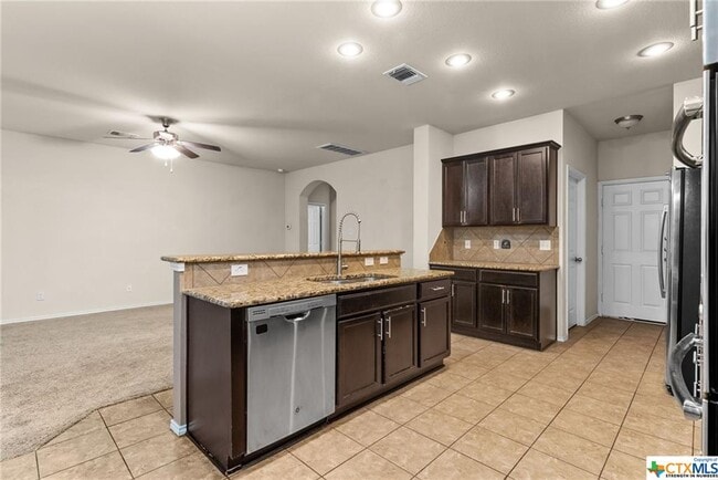 Building Photo - 3500 Lorne Dr