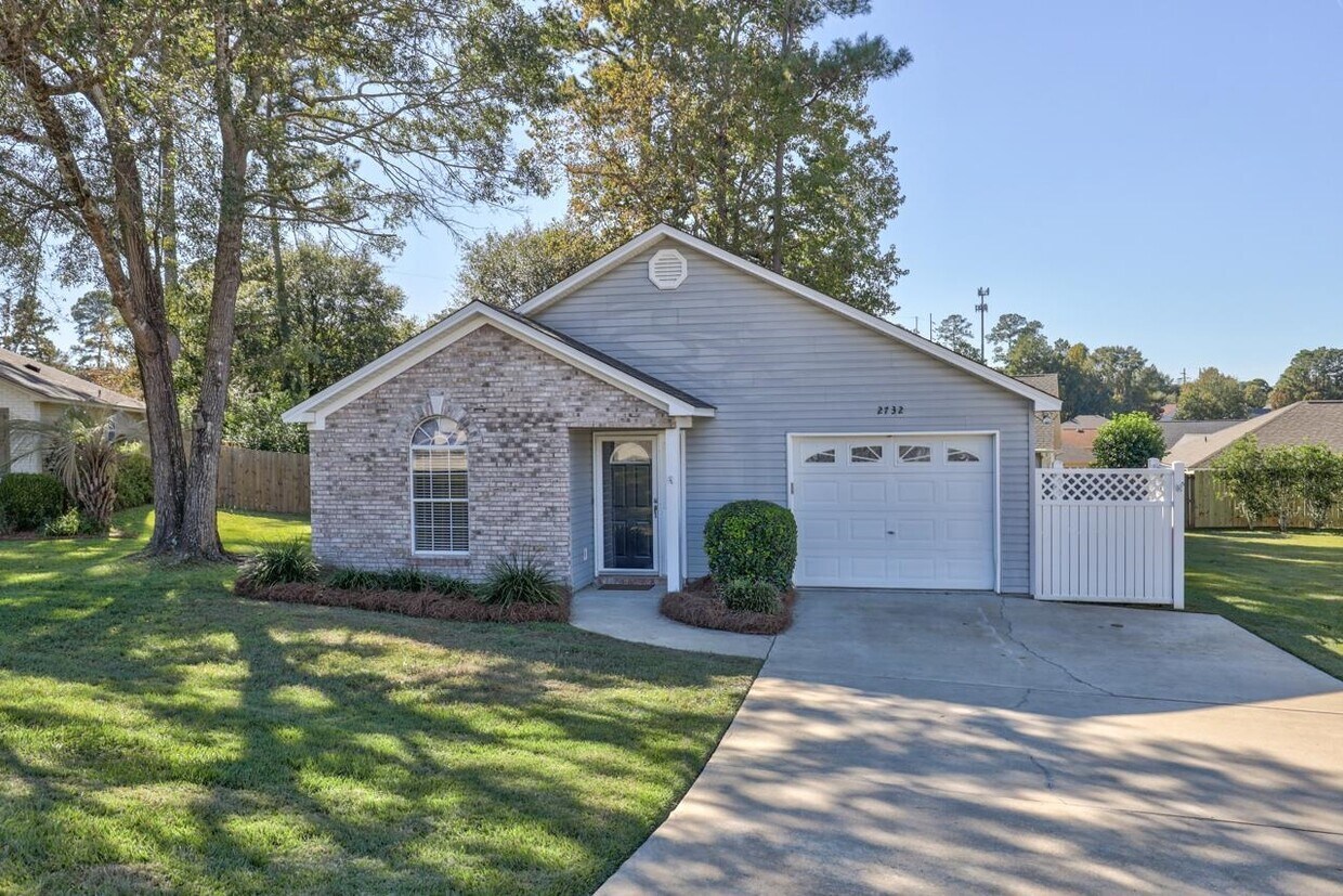 Primary Photo - 2732 Oakleigh Ct