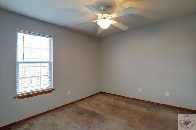 Foto del edificio - 4206 Magnolia St