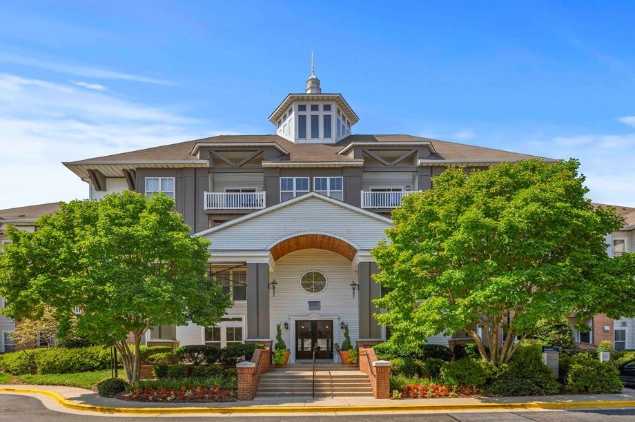 Apartments Near Largo Town Center