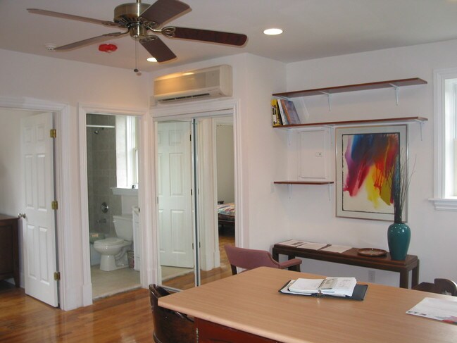 Living room - 4236 McPherson Ave