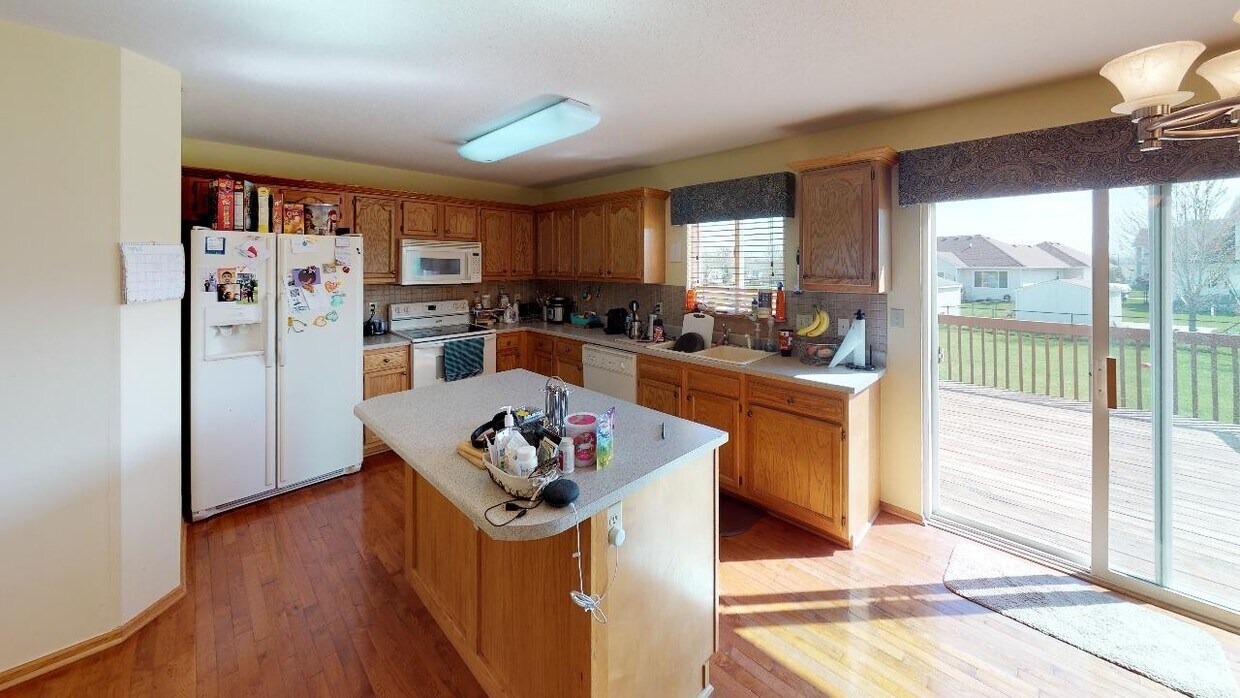 Primary Photo - 3 Bedroom Single Family House- Available A...