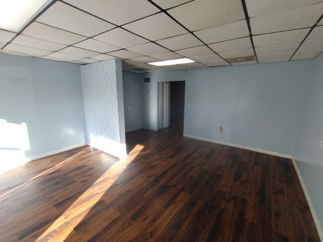 Building Photo - 5615 Wesconnett Blvd