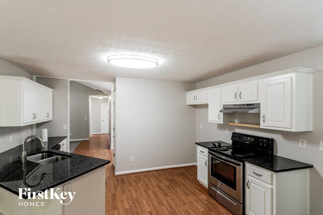 Building Photo - 430 Windermere Dr