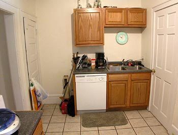 Foto del edificio - DESIRABLE CENTRAL CAMPUS LOCATION - JUST 2...