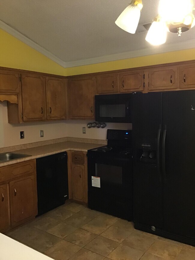 Foto del edificio - 13 Shayna Dr