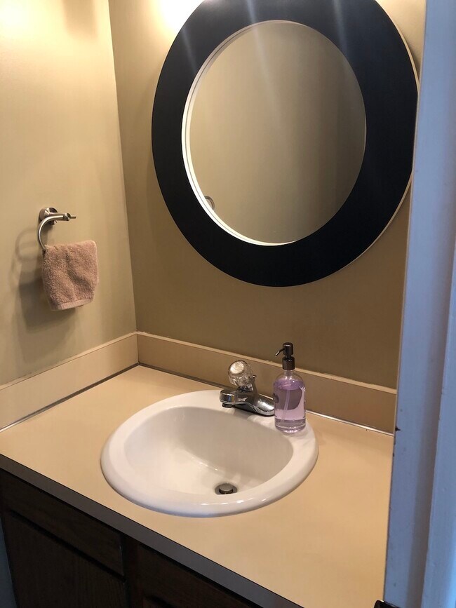 Half Bath - 3348 Burbank Dr