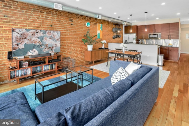 Foto del edificio - 2456 Ontario Rd NW