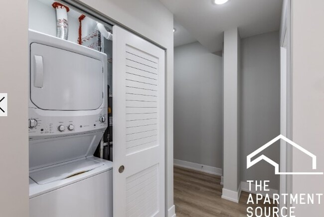 Photo - 432 W Belden Ave Apartment