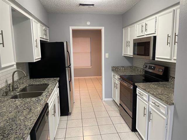 Building Photo - 1414 W Seventh St