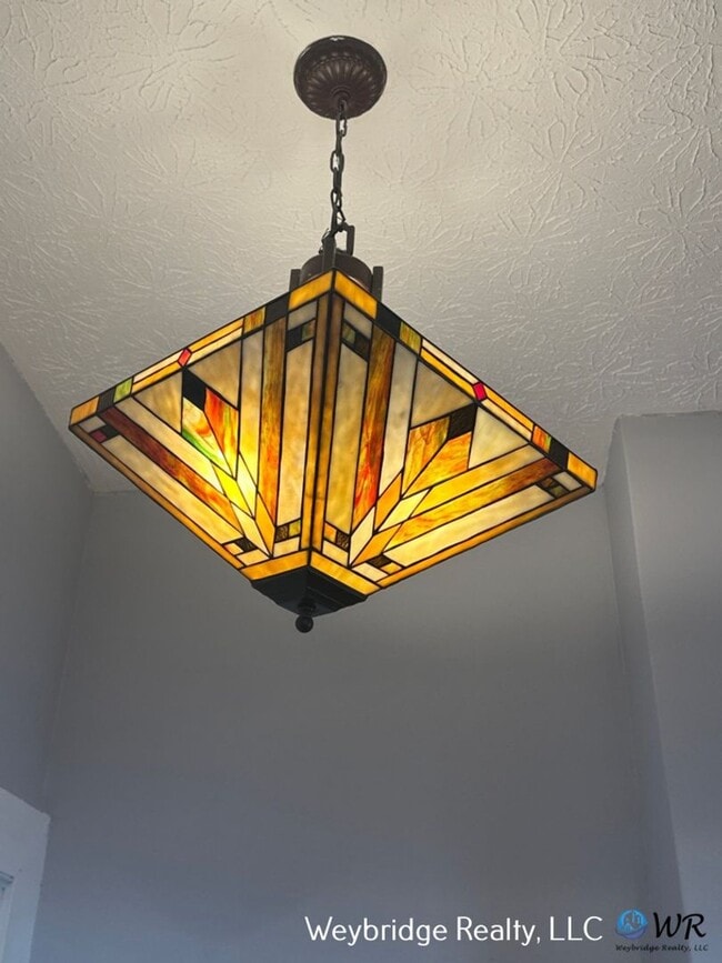 Building Photo - 8402 Curzon Ave