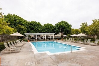 Building Photo - 6254 Seabourne Dr