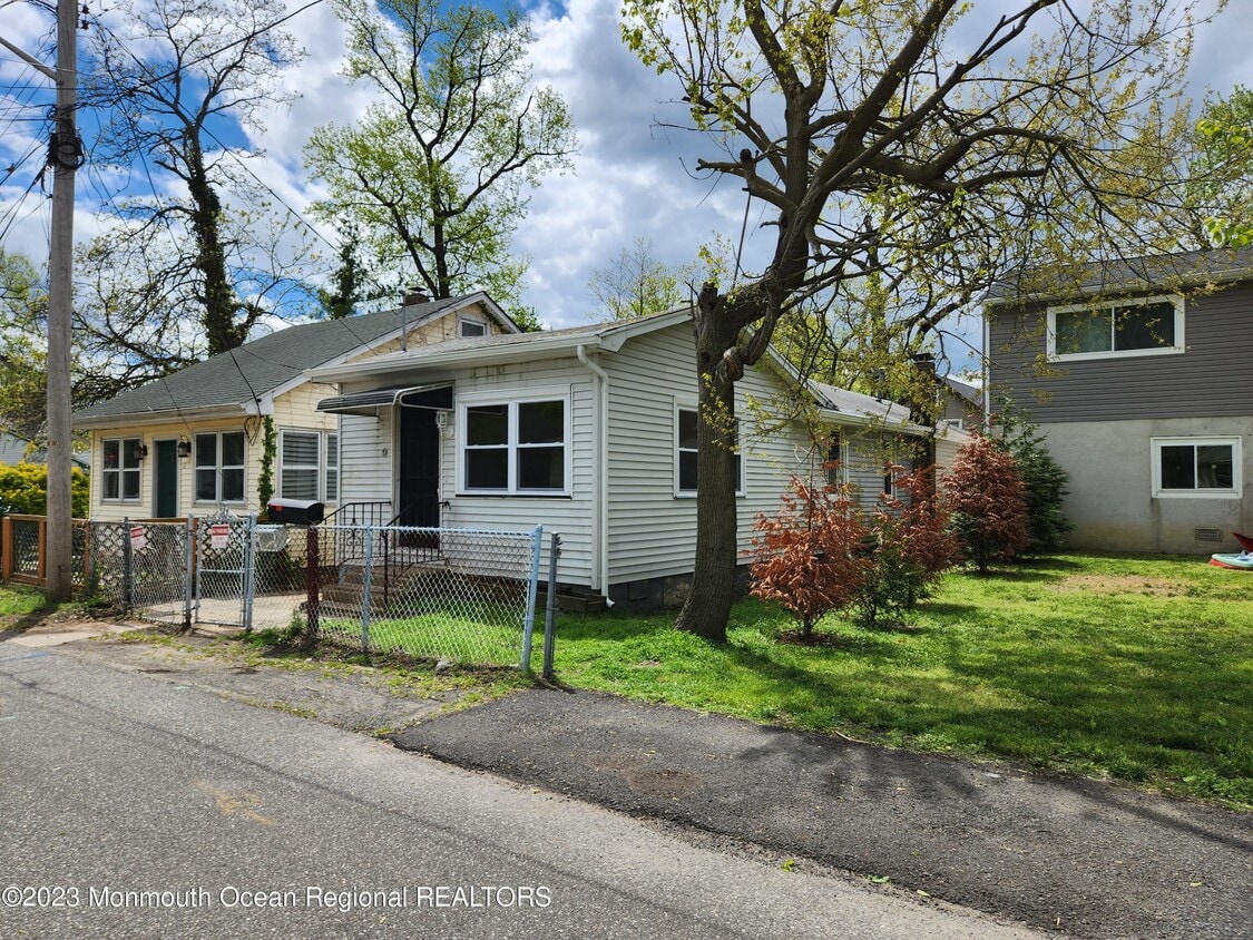 9 Union Pl, Keansburg, NJ 07734 House Rental in Keansburg, NJ