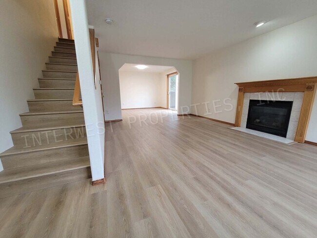 Photo - SE Portland Home on A Cul-De-Sac with Gara...