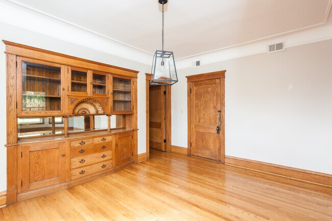 Foto del edificio - 3444 N Janssen Ave