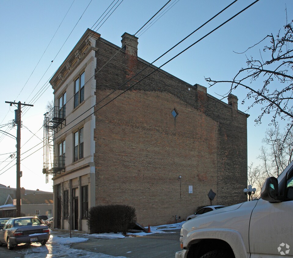 Foto del edificio - 459 Klotter Ave