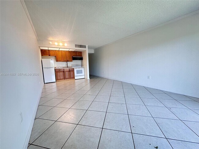 Foto del edificio - 13455 SW 16th Ct