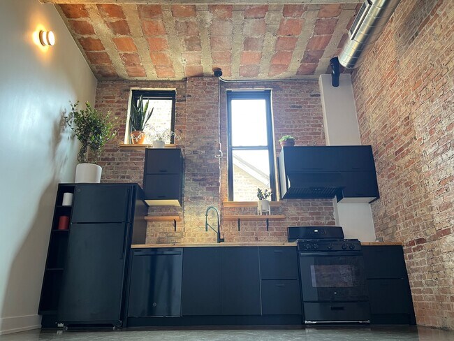 Foto del edificio - 1702 W 19th St