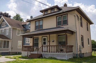 Building Photo - 610 North St