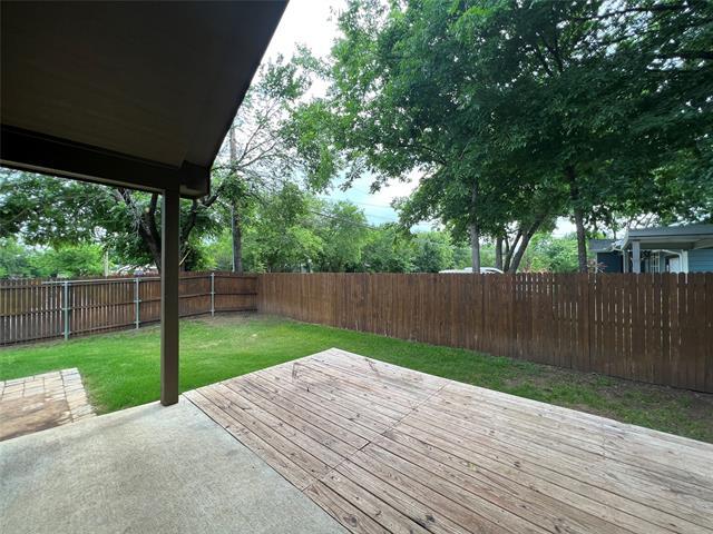 Foto del edificio - 3901 Lochridge Ct