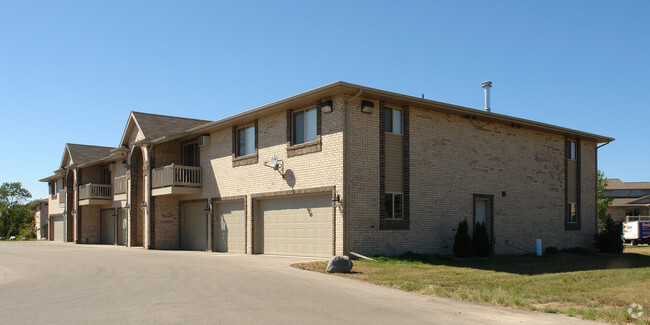 Building Photo - Wandering Brooks Estates