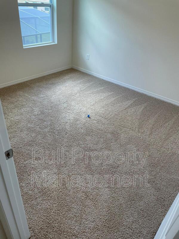 Building Photo - 7539 Oakmoss Loop