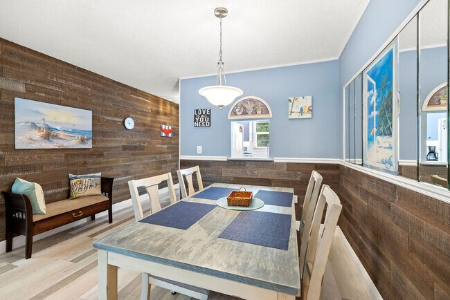 Building Photo - 2800 Indian River Blvd