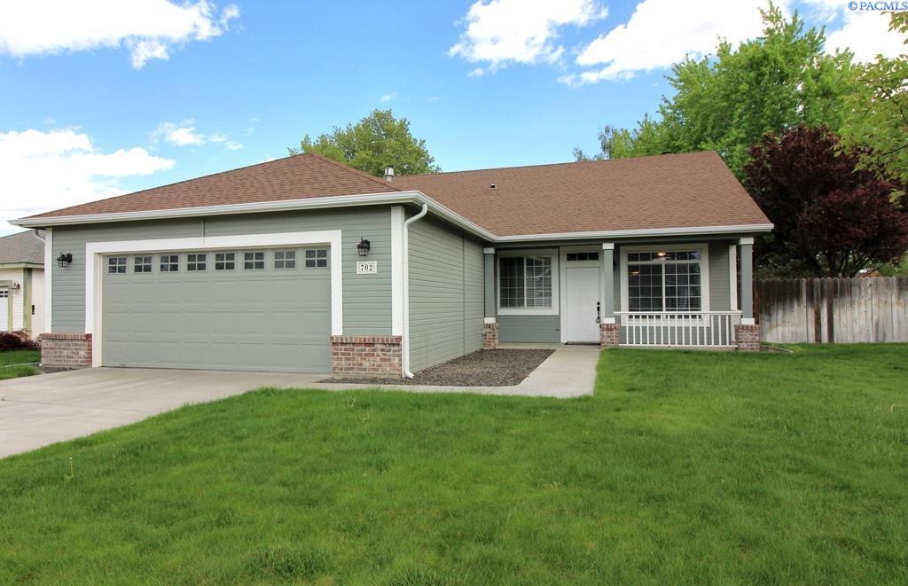 Foto principal - 4 Bed Kennewick Rental with Big Yard