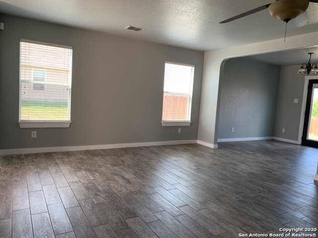 Building Photo - 25243 Cambridge Well