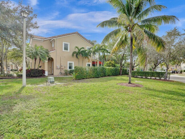 Building Photo - Great 4 Bedroom Home in Coral Springs