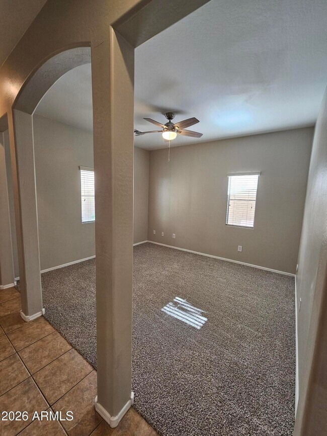 Building Photo - 4666 E Redfield Rd